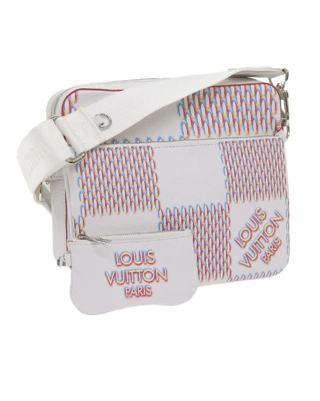 Damier Giant Spray Trio Messenger Bag in White - Shoulder Bag