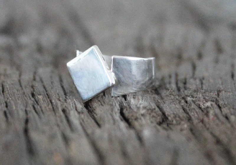 BRICK SQ RING-Recycled Silver